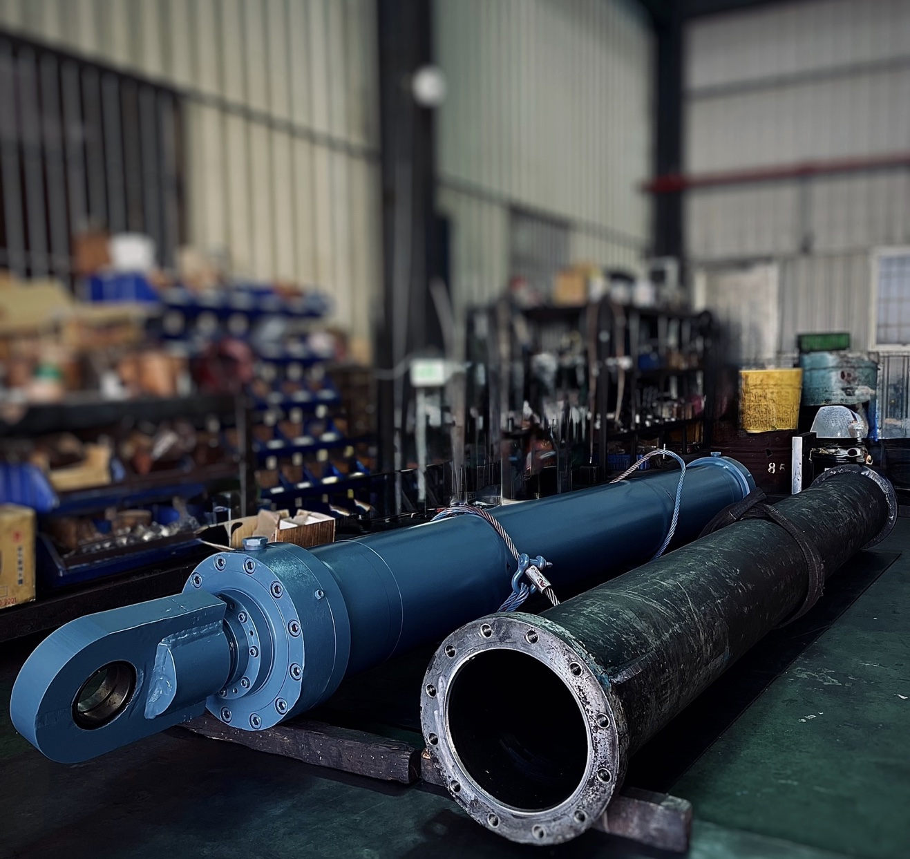 電爐傾爐油壓缸整修圖片-1