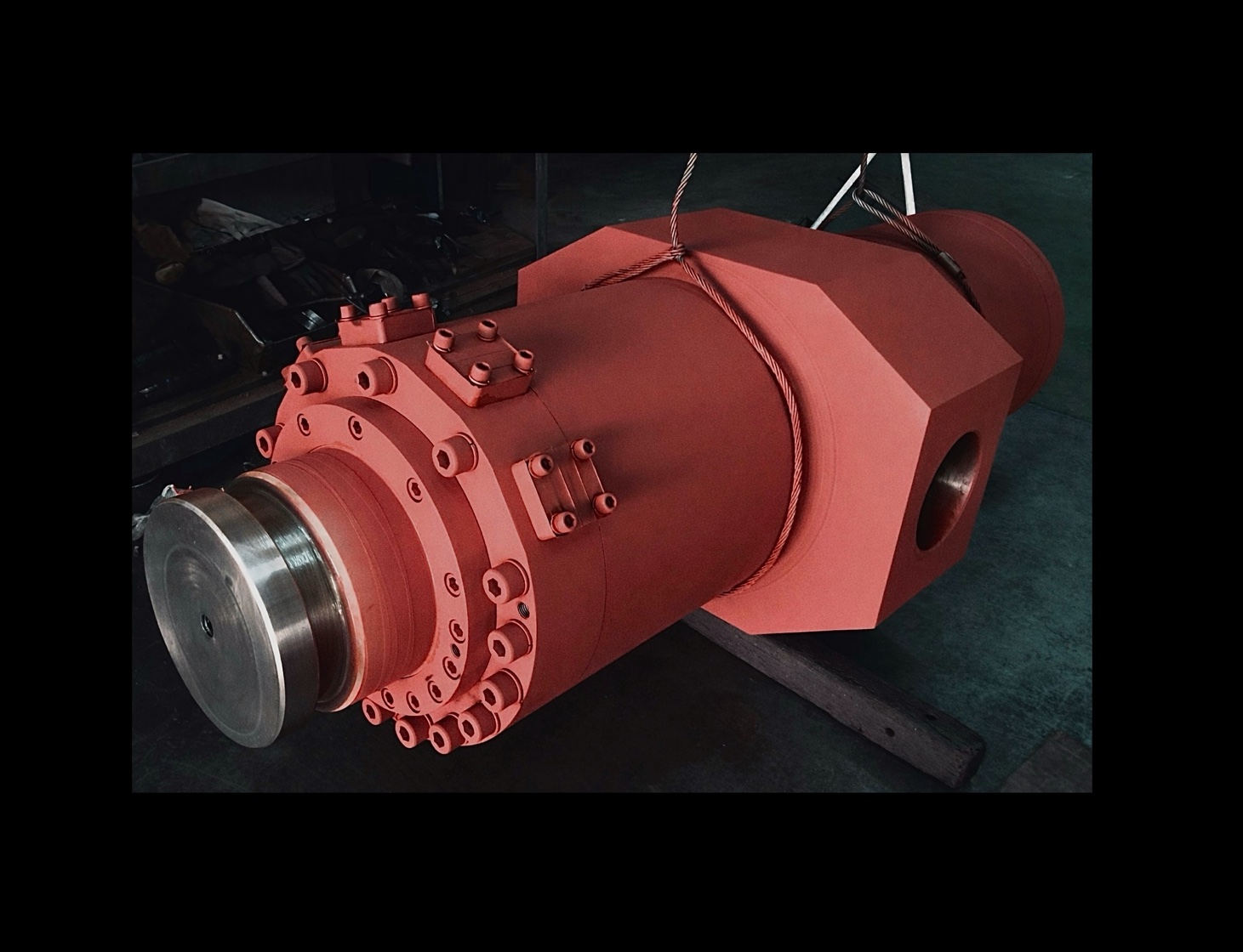 複動式油壓缸 (應用於大缸徑牧草打包設備)圖片-1