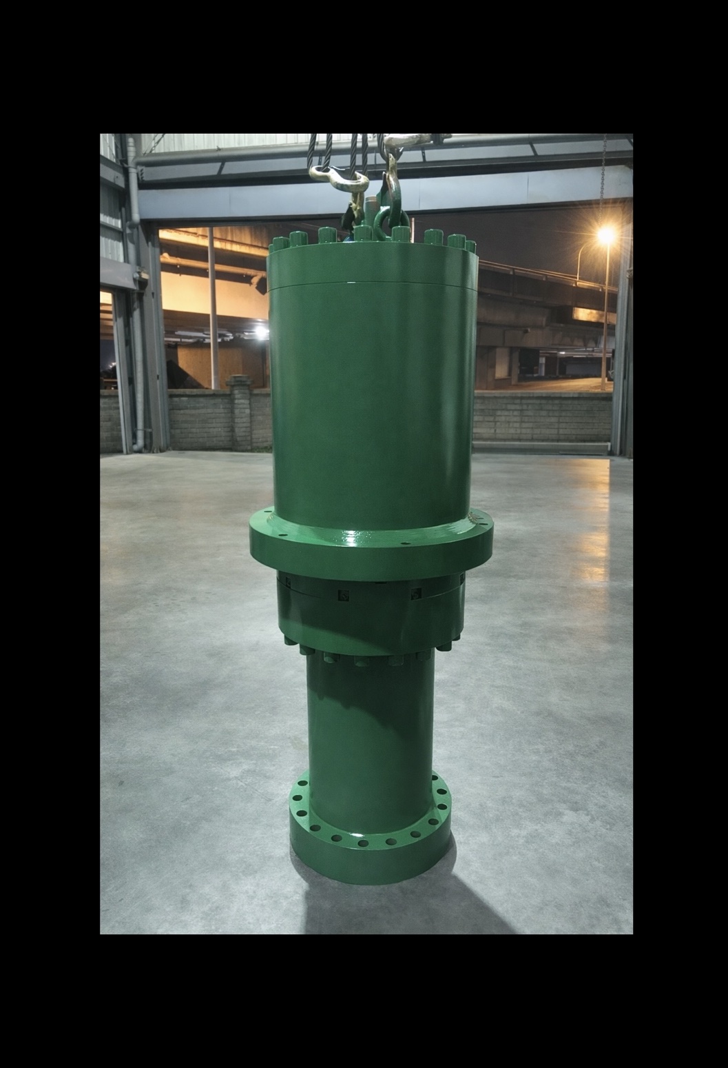 高壓成型增壓油壓缸(應用於自行車車架水壓成型設備)圖片-1