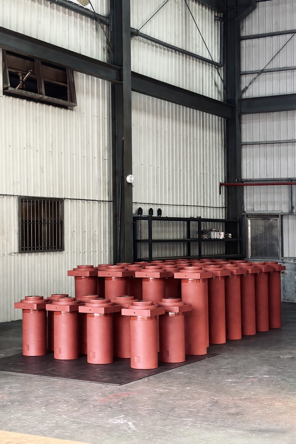 單動式油壓缸 (應用於真空壓合機)圖片-1